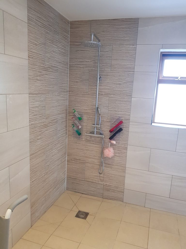 Wet room shower
